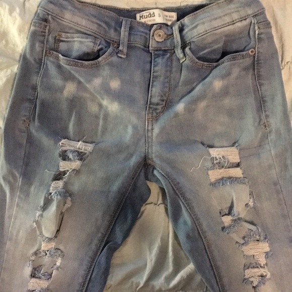 Mudd Denim - Jean color distressed jeans ⭐️ Mudd Denim - Jean color distressed jeans ⭐️